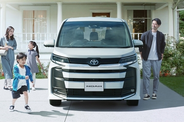 【モデル入り素材】S-Z（2WD・7人乗り）